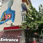 아파트 Center Kafe Flora *